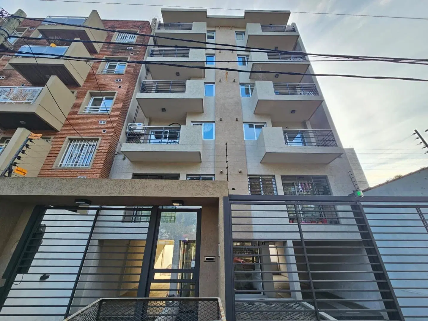 Departamento 2 ambientes con cochera cubierta 5