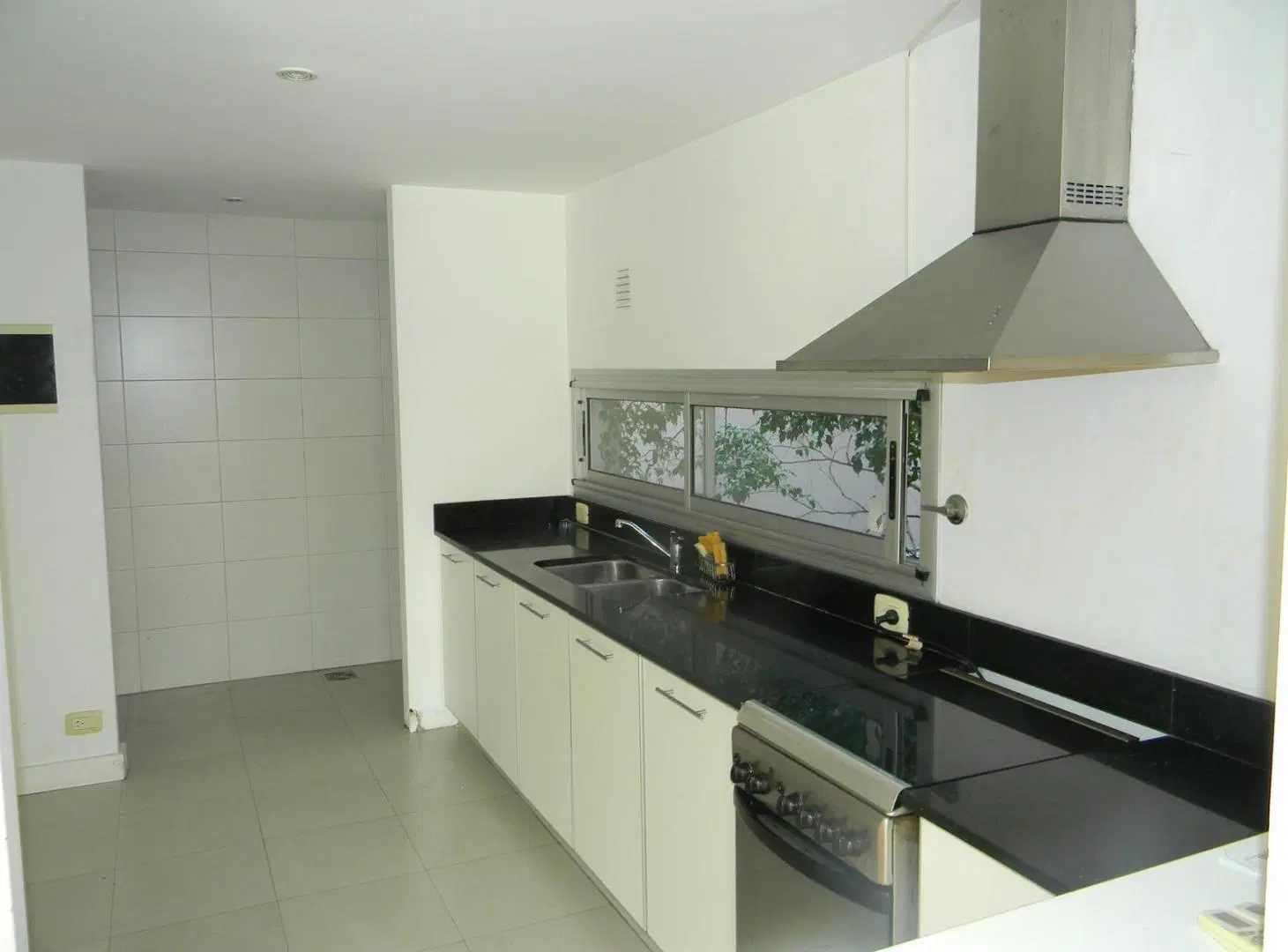 Departamento en S.Isi.-Barrio Carreras 8