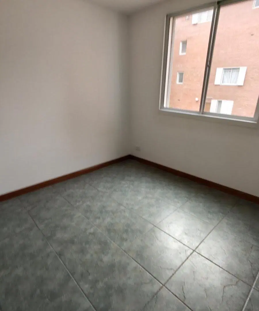 Excelente Departamento 2 dormitorios en Jardines De San Isidro 3
