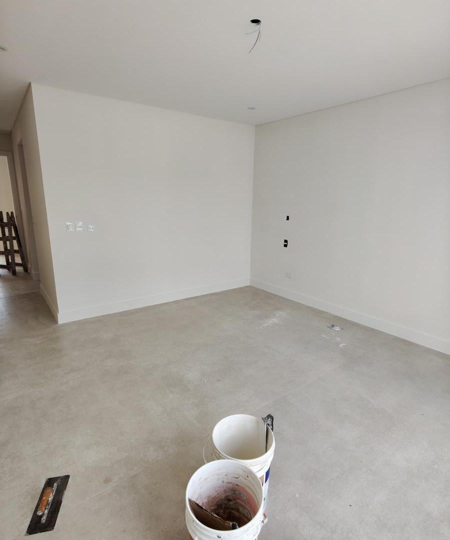 Foto de Excelente casa a estrenar en lote interno de Carpinchos, imagen 3