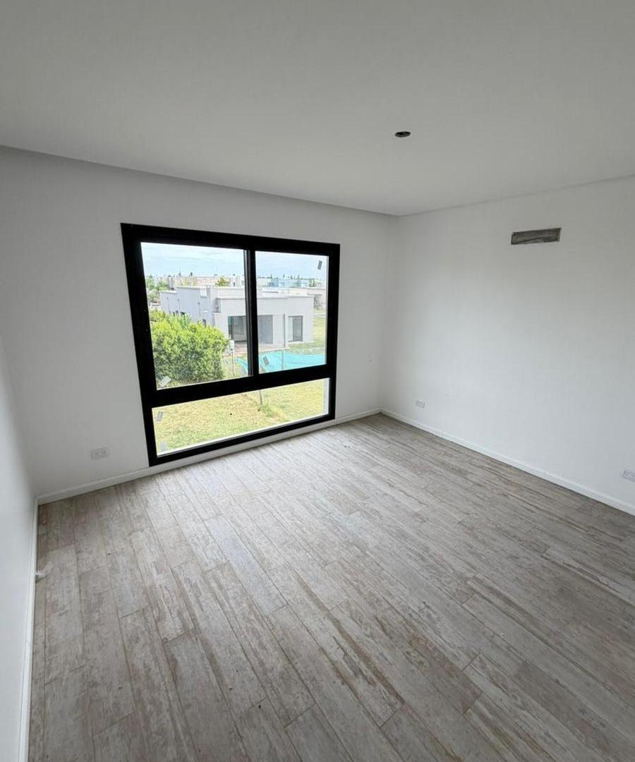 Foto de Muy buena Casa en Vila Marina, imagen 2