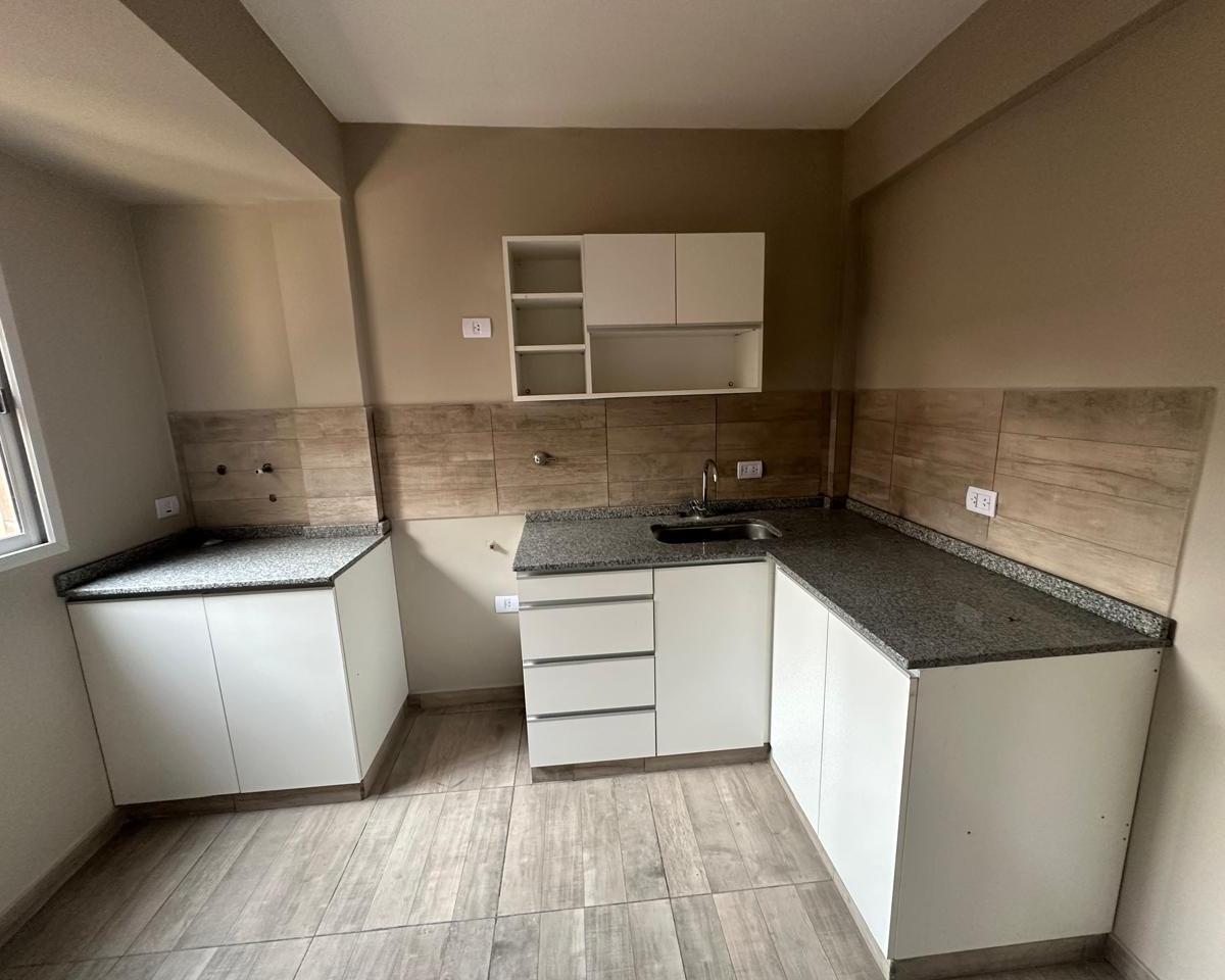 Duplex en Piedra monti al 200