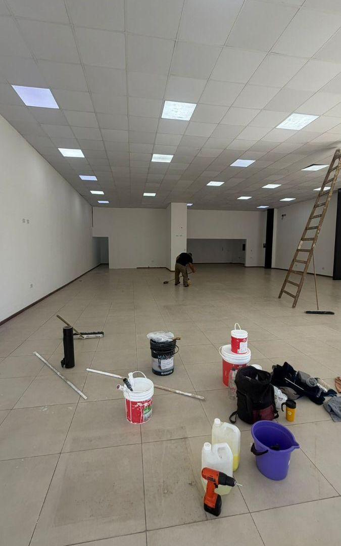 Excelente Local comercial de 300 m² en alquiler en Granadero Baigorria