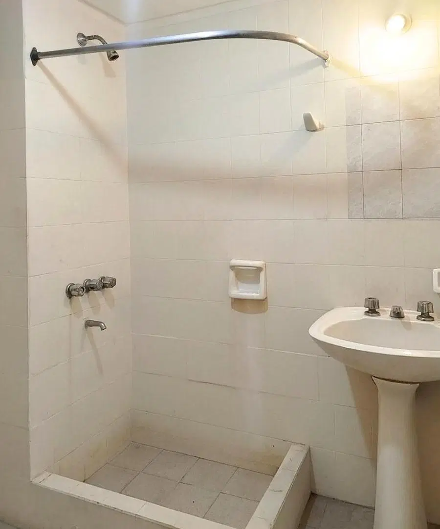 Departamento monoambiente separado en Alquiler en Microcentro - Muñecas al 300 2