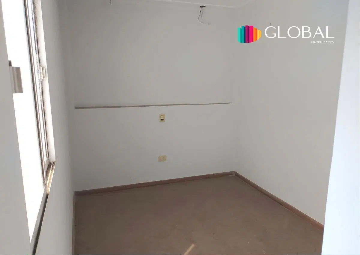 Duplex en 5to piso en Mendoza primera cuadra 3