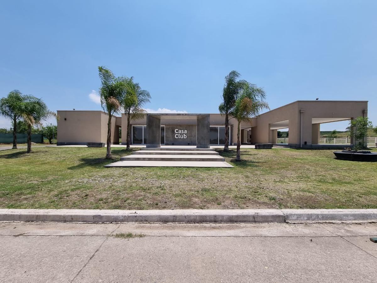 Foto de Terreno Central de 538 m2 en Country Mirador - Los Nogales, imagen 3