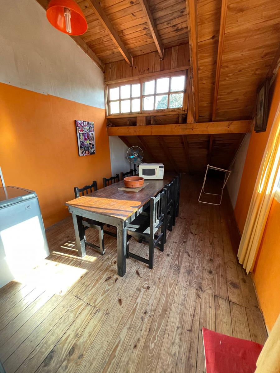 Venta de Casa con Depto Al Fondo en Combate de San Lorenzo N°1730, F. Varela 5