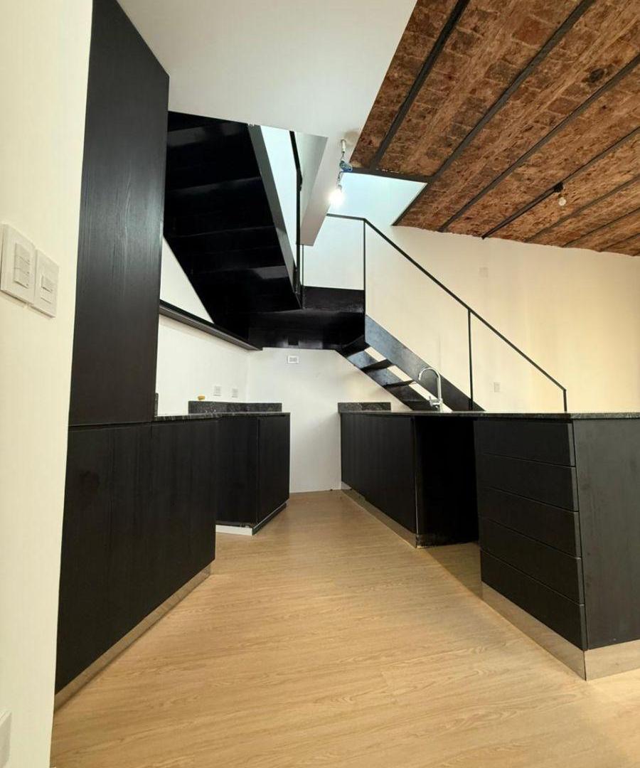 Av forest 1141, Colegiales