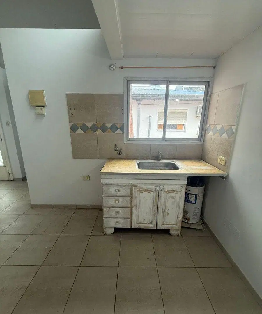 Bocuzzi 488, Florencio Varela 2