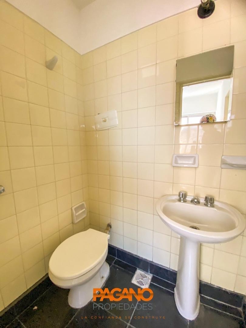 Foto de Depto de 2 dormitorios + habitación de servicio y Cochera, imagen 3