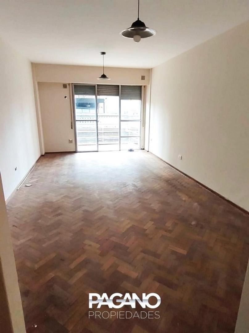 Foto de Monoambiente con cocina separada en zona centro, imagen 5