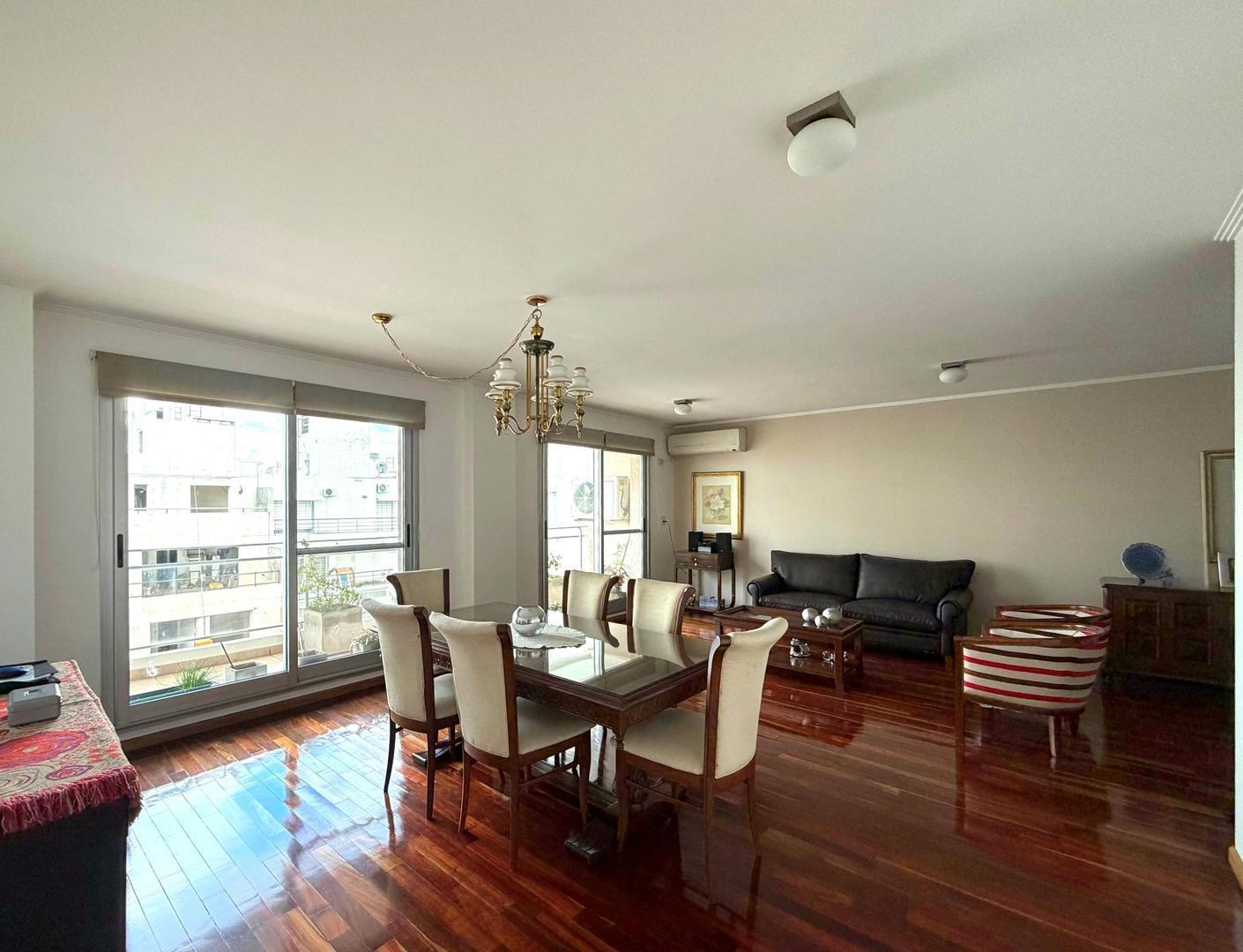 Foto de Piso exclusivo de 3 dormitorios con 2 cocheras, imagen 2