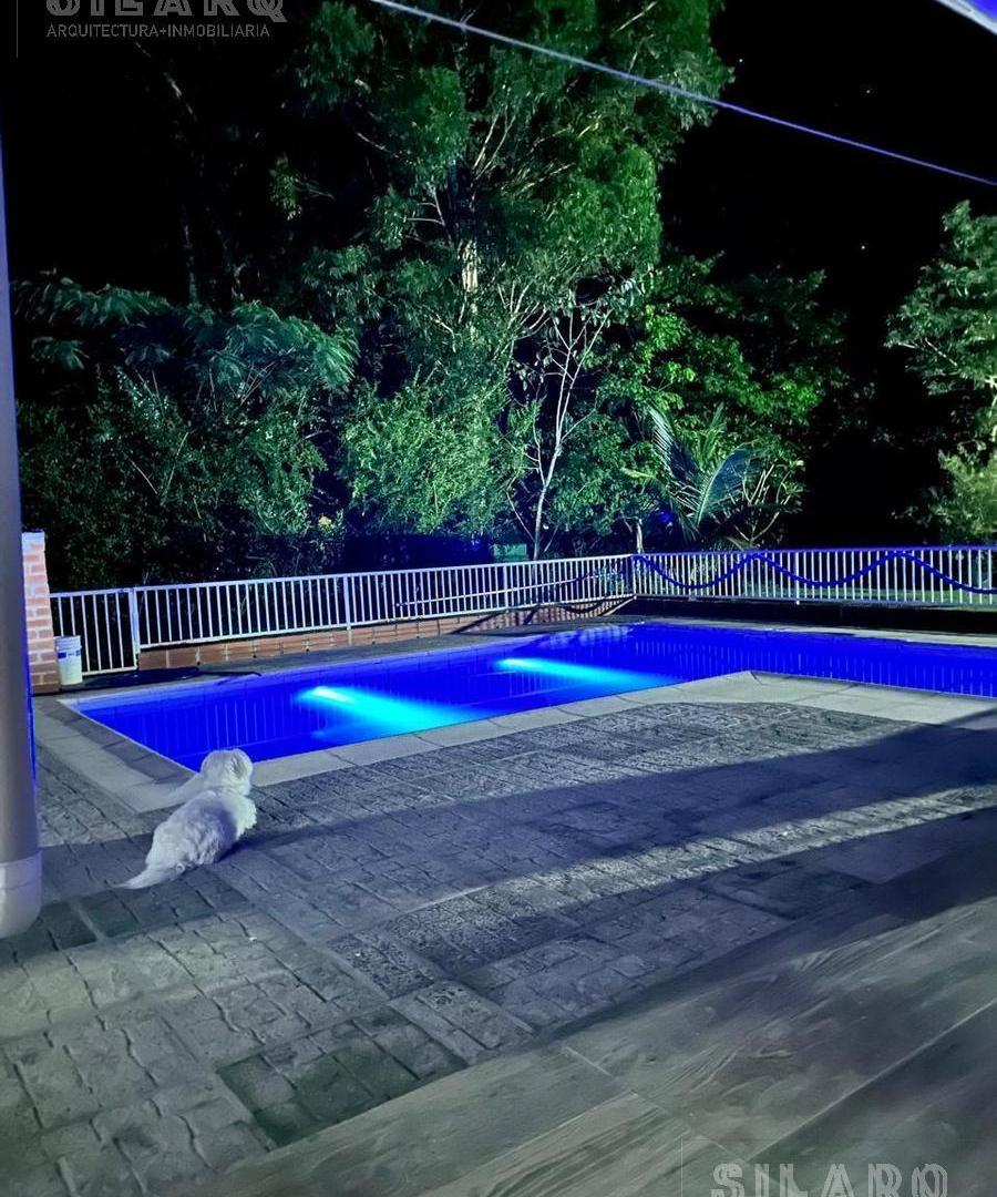 HERMOSA CASA EN VENTA ESTILO COUNTRY HAUSE ITUZAINGO CORRIENTES