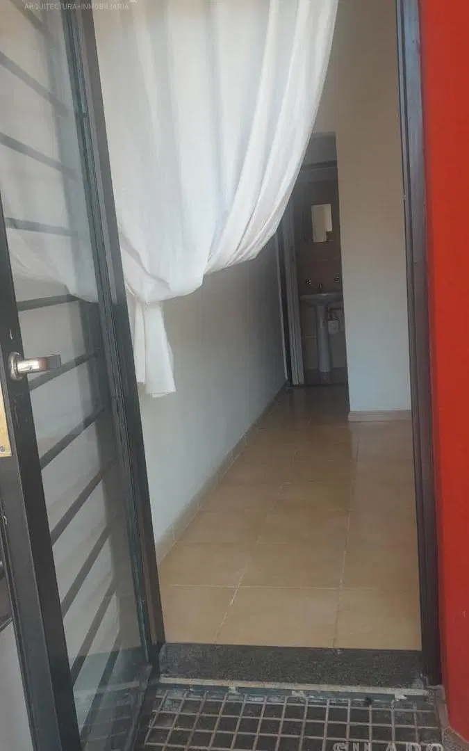 ALQUILO MONOAMBIENTE EN ZONA HOSPITAL Y UNIVERSITARIA 3