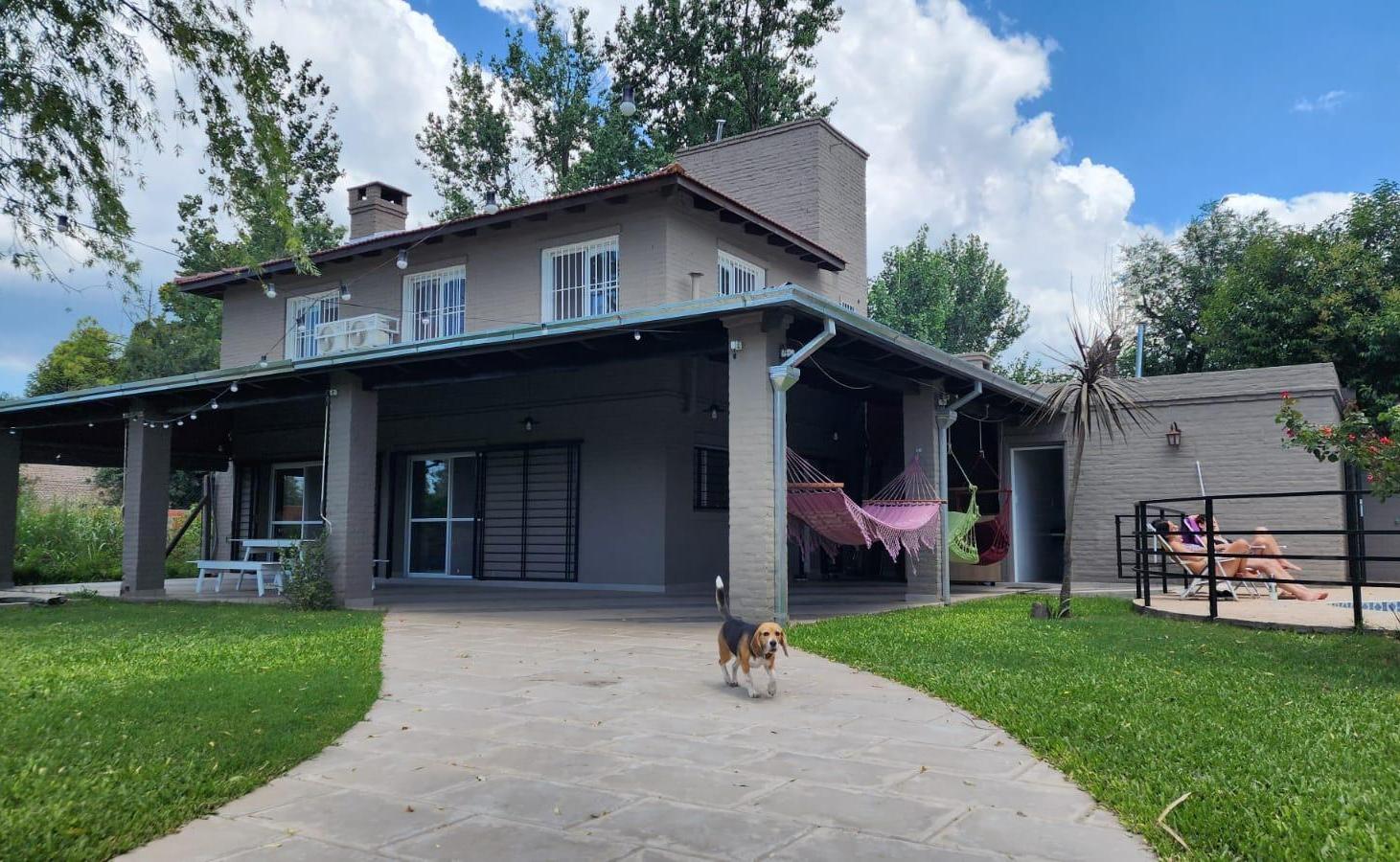 Casa en Funes