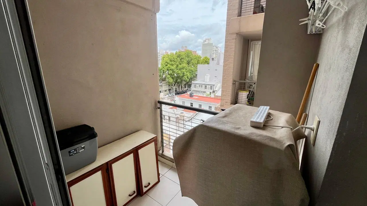 Venta Monoambiente - doble balcón 8