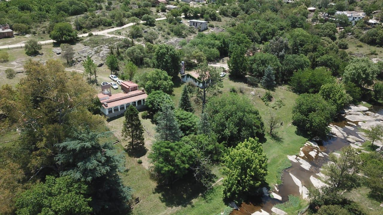 Foto de Casa de Campo con 2.600 m² y Vista al Arroyo Tanti – Zona El Cardenal, imagen 2