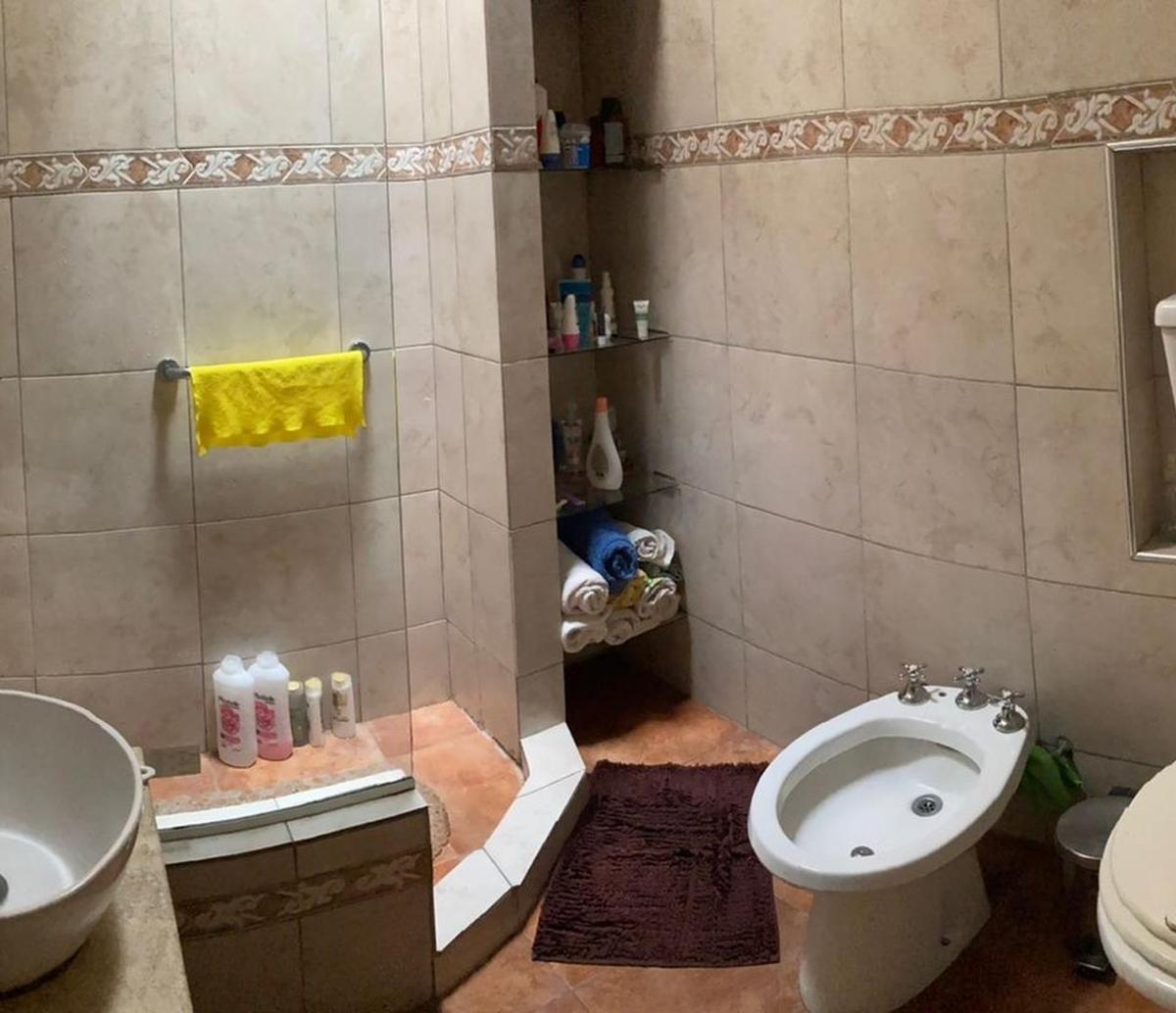 Casa 5 Ambientes en 2 Plantas 3