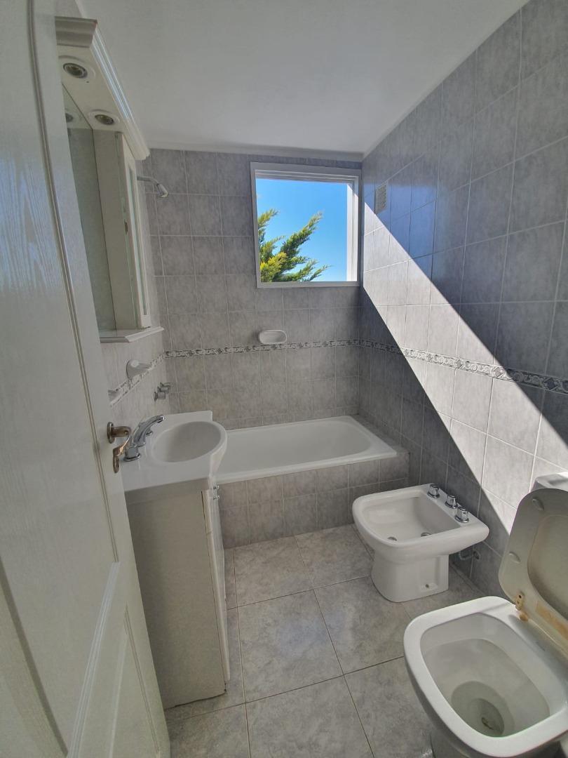 Foto de DEPARTAMENTO 3 AMBIENTES CON COCHERA, imagen 2