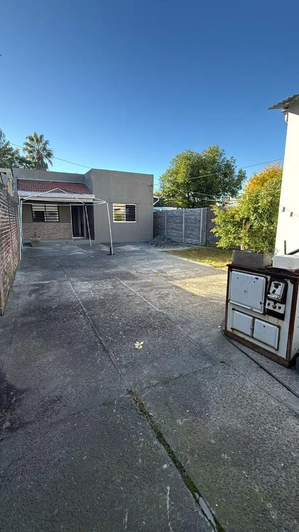 DOS CASAS EN MISMO LOTE 1
