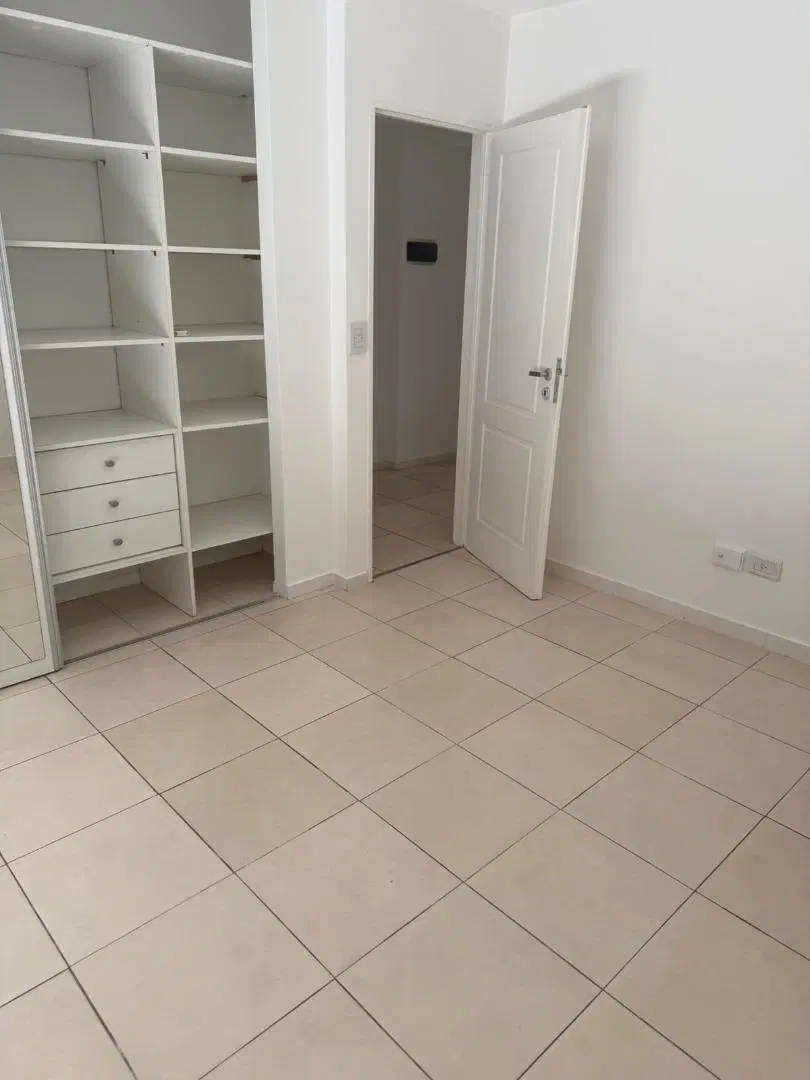 DEPARTAMENTO 2 AMBIENTES  CON COCHERA CUBIERTA 5
