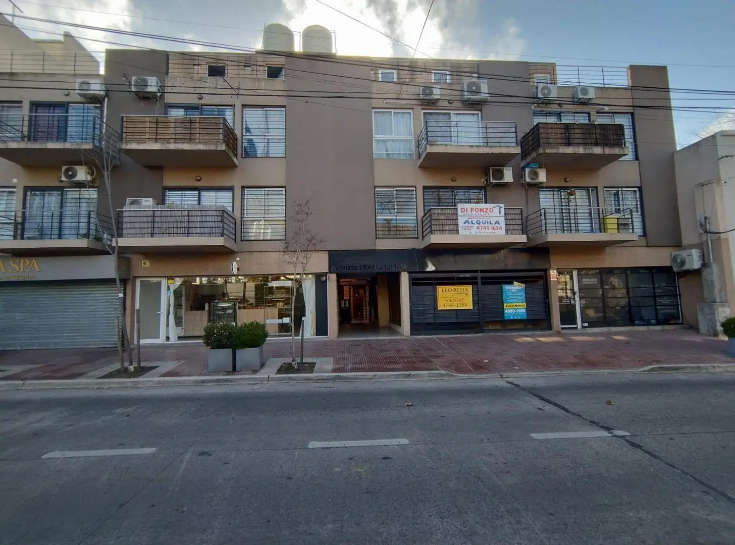 DEPARTAMENTO 2 AMBIENTES C/ COCHERA CUBIERTA 3