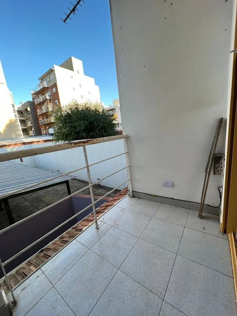 MONOAMBIENTE  EN MUY BUENA UBICACION 8