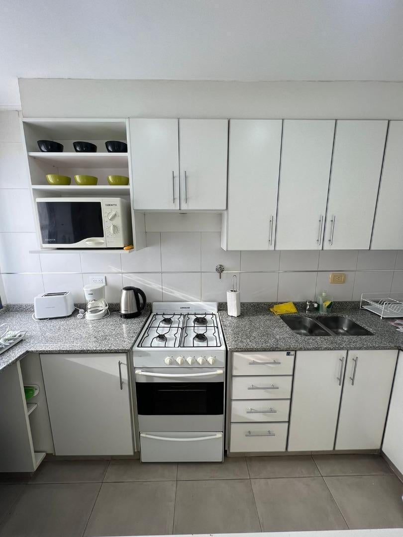 Foto de DEPARTAMENTO 3 AMBIENTES CON COCHERA, imagen 3