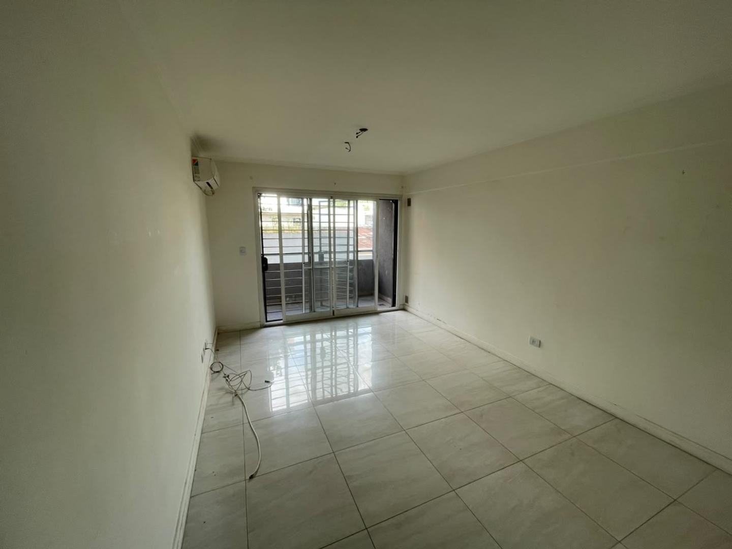 Foto de DEPARTAMENTO DOS AMBIENTES CON COCHERA, imagen 5