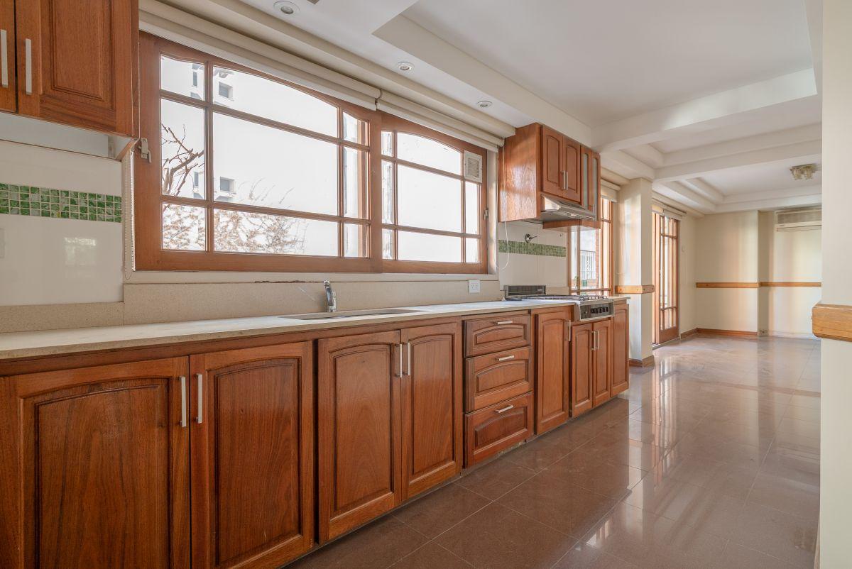 Foto de Exclusivo Piso en Dúplex sobre Av. Pedro Goyena 1600, Terraza Propia, imagen 4