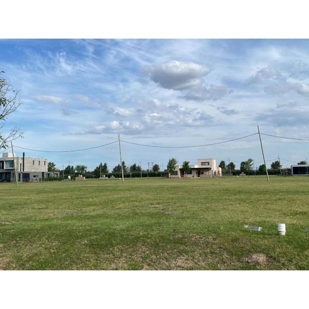 LOTE RESIDENCIAL B° LOS PASOS, FISHERTON - 830 m2