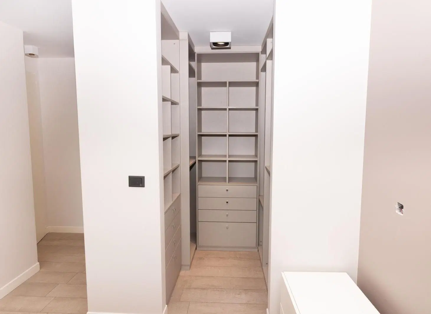 Penthouse De Lujo Con Terraza Y Jacuzzi Privado En La Mejor Zona Del Doho. Full Amenities. Cochera. 2