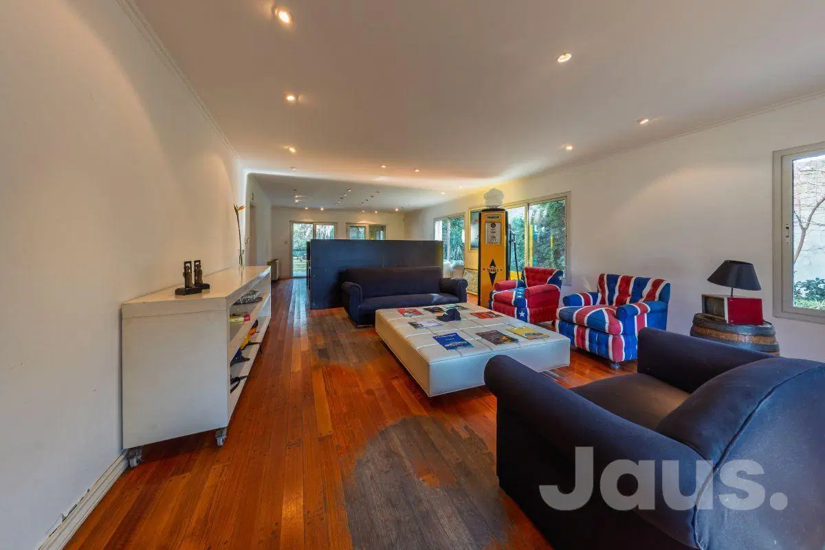Mansión en Venta 2.531m2 - Potencial de desarrollo 4