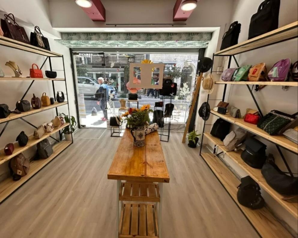 Foto de Excelente. Local comercial. Con renta, imagen 5