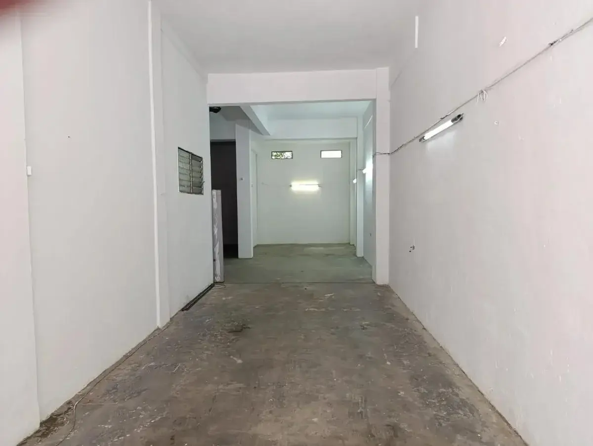 Amplio depósito en zona de Barracas, CABA 2