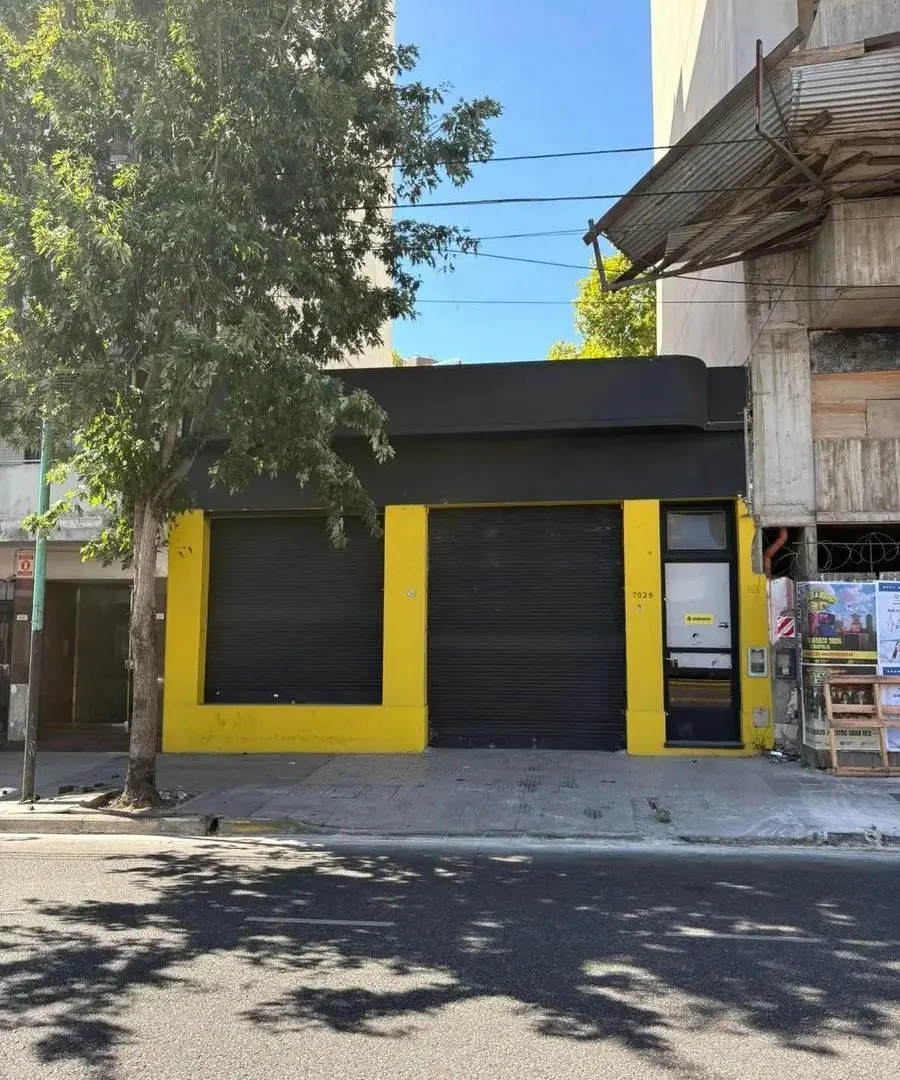 Gran oportunidad: amplio local en Villa Devoto 3