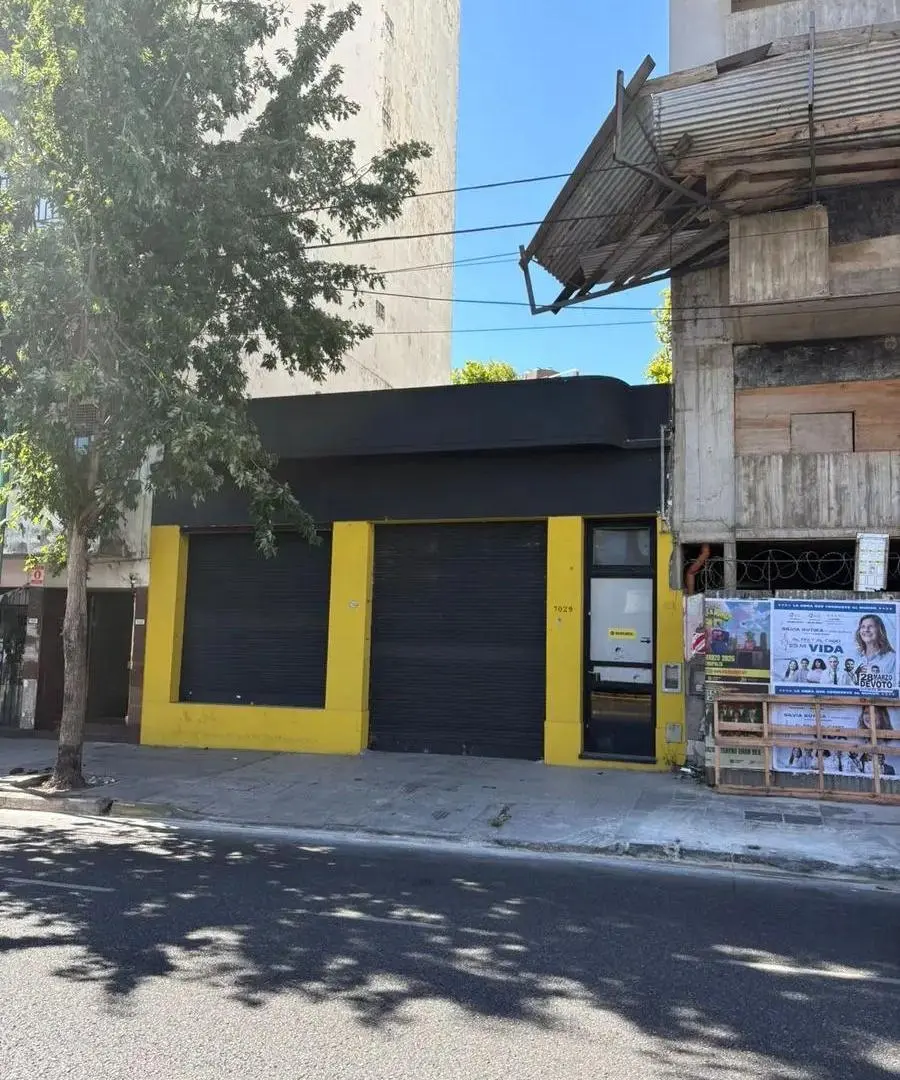 Gran oportunidad: amplio local en Villa Devoto 1