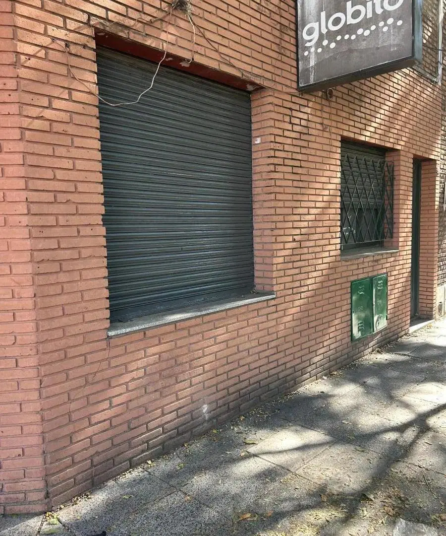 Local comercial esquina Av. Cramer!!! 2