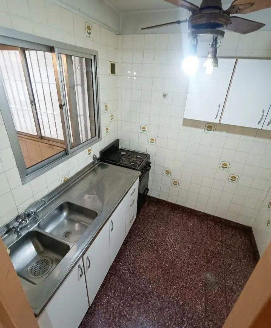 Foto de Excelente. Departamento 3 ambientes. Zona residencial, imagen 3