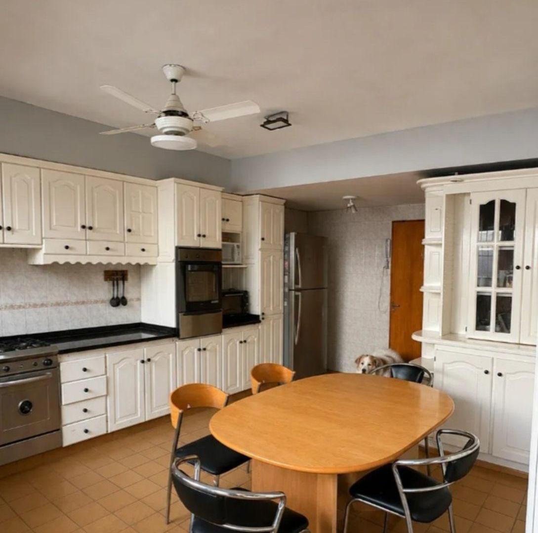 Foto de Excelente. Casa 4 dormitorios. Zona residencial, imagen 4