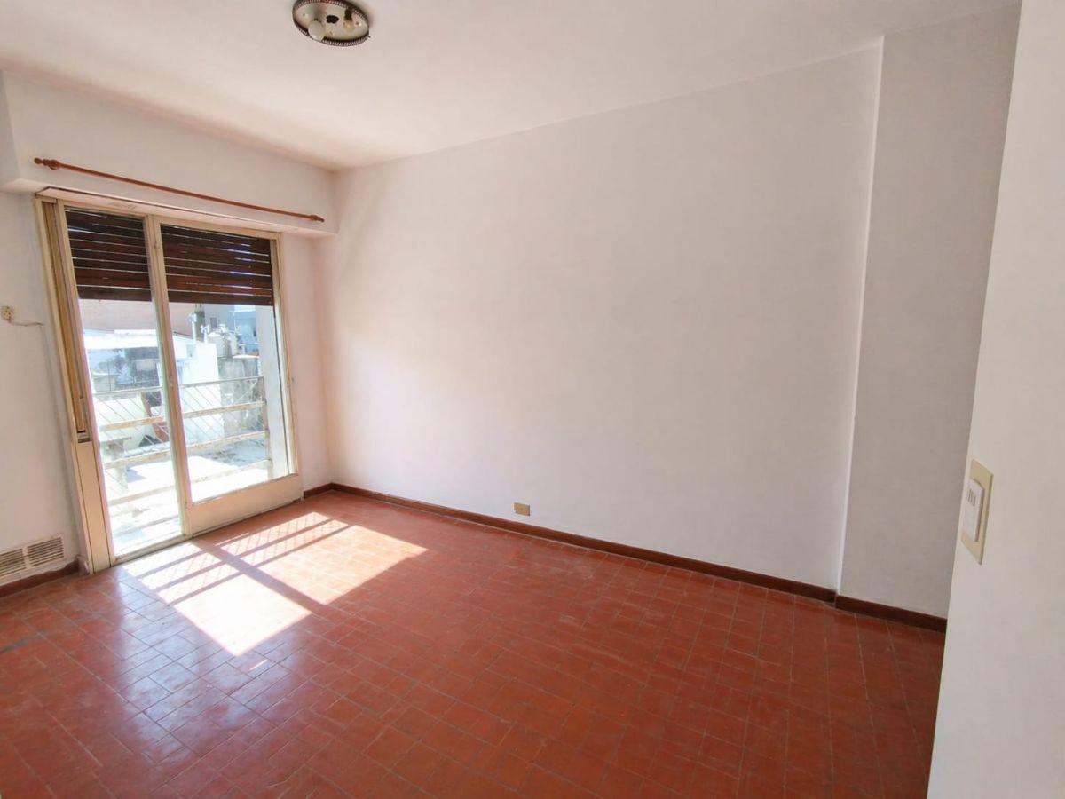 Zeballos 1248 3 piso