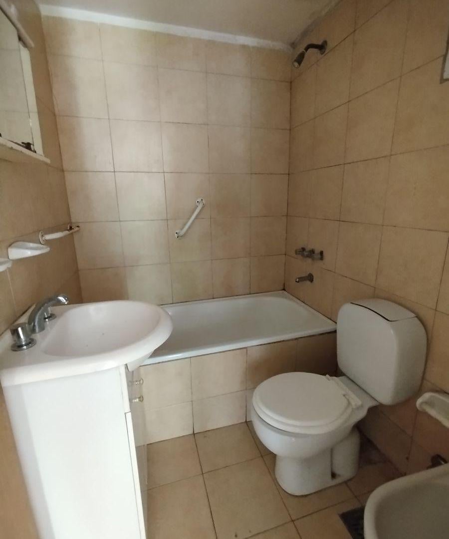 Foto de VENTA – MONOAMBIENTE CON AMPLIO PATIO – CONSTITUCIÓN 460, imagen 1