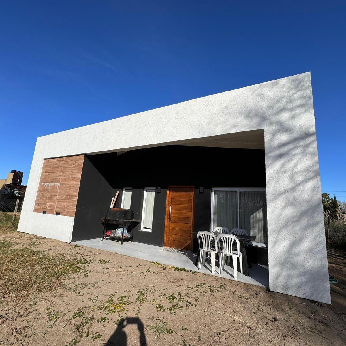 2 Casas en Venta en Block 2