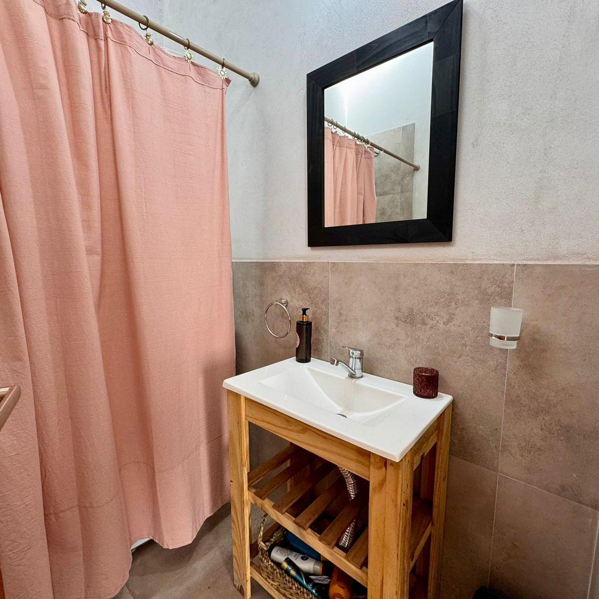 2 Casas en Venta en Block 5