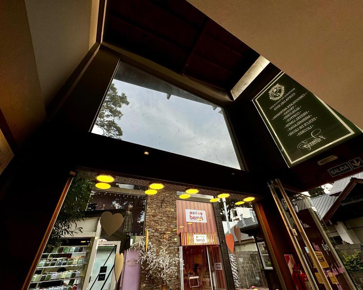Paseo Comercial en Venta en Costa del Este 2