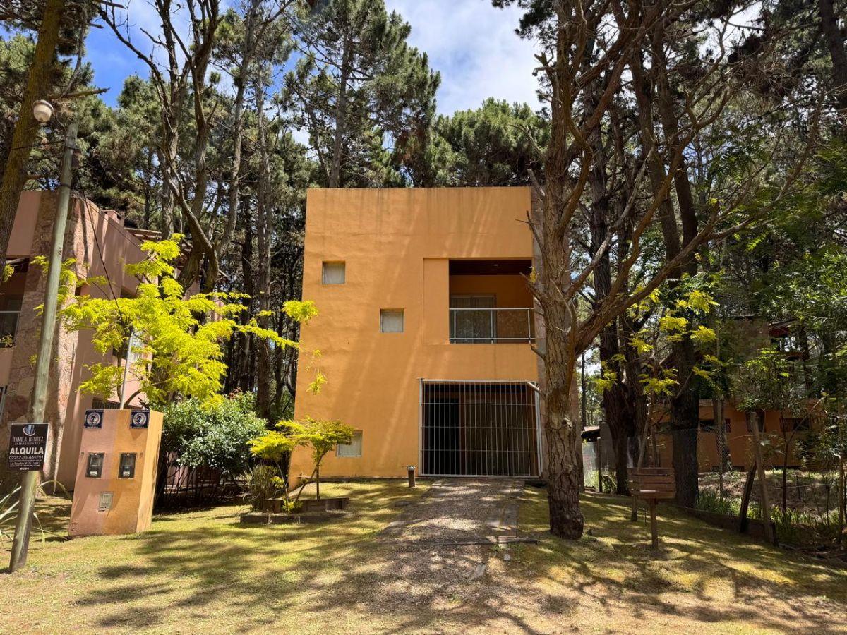 CASA EN ALQUILER EN COSTA DEL ESTE