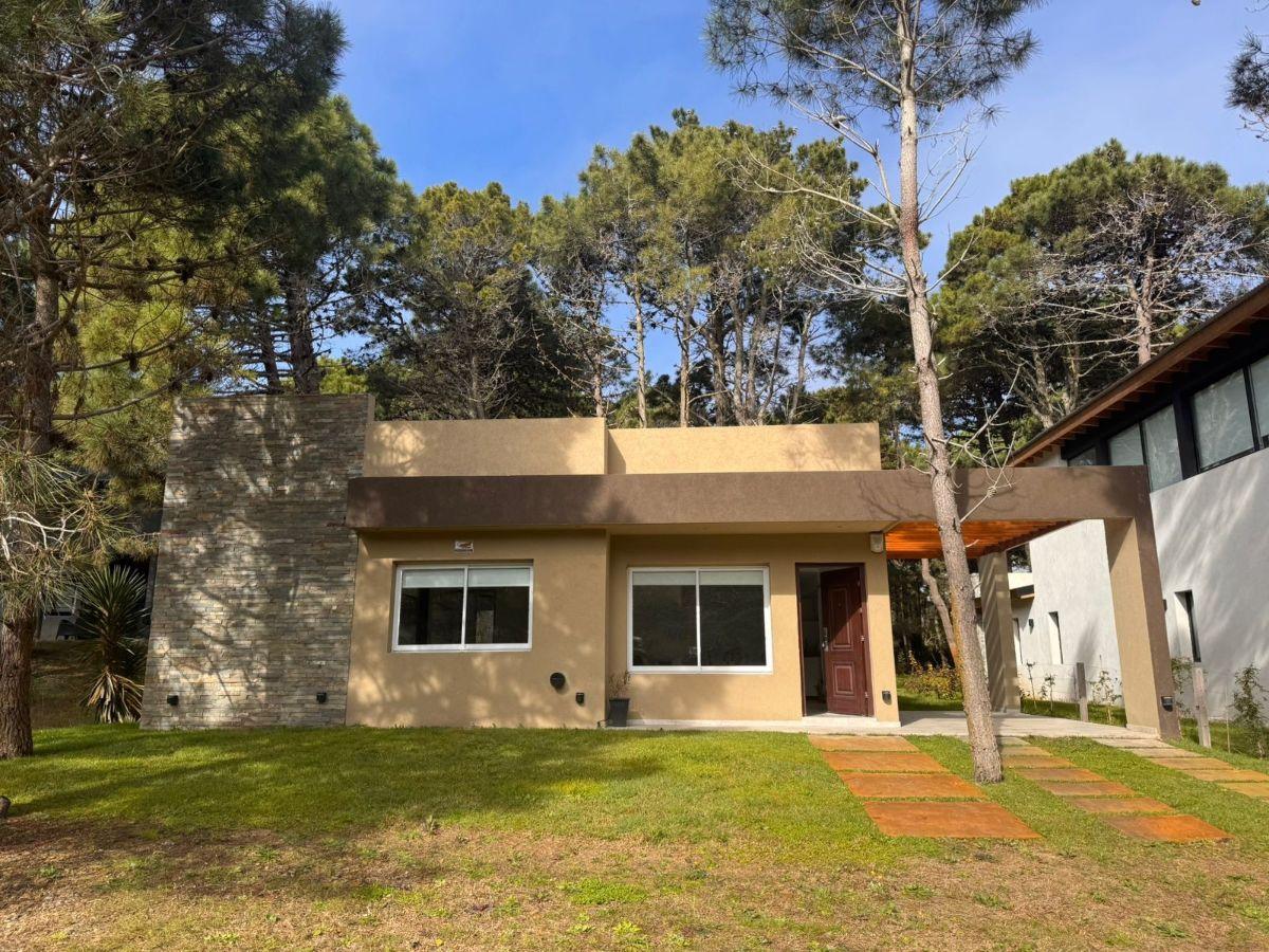CASA EN ALQUILER EN COSTA DEL ESTE