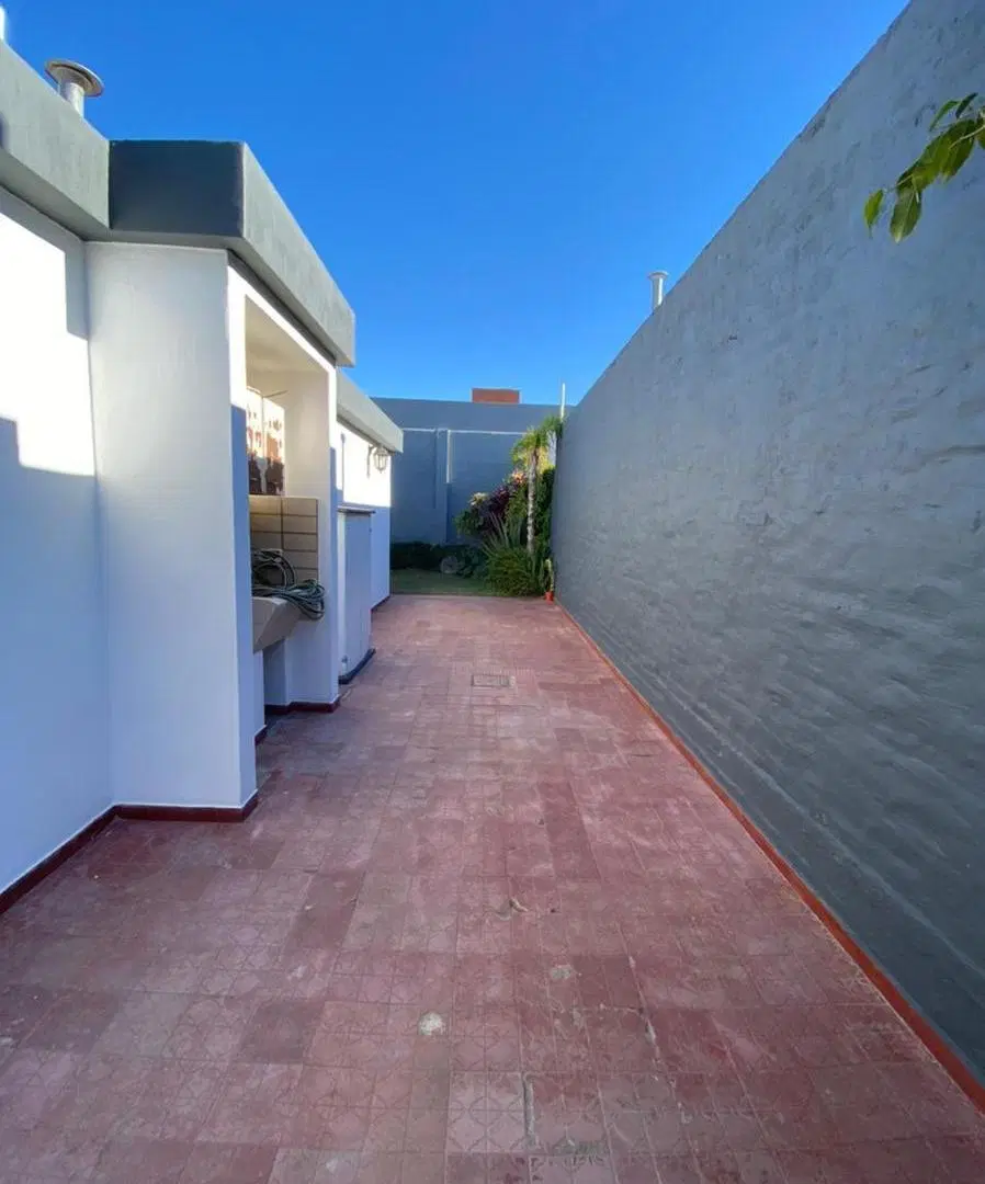 Casa en Parque Chacabuco 1