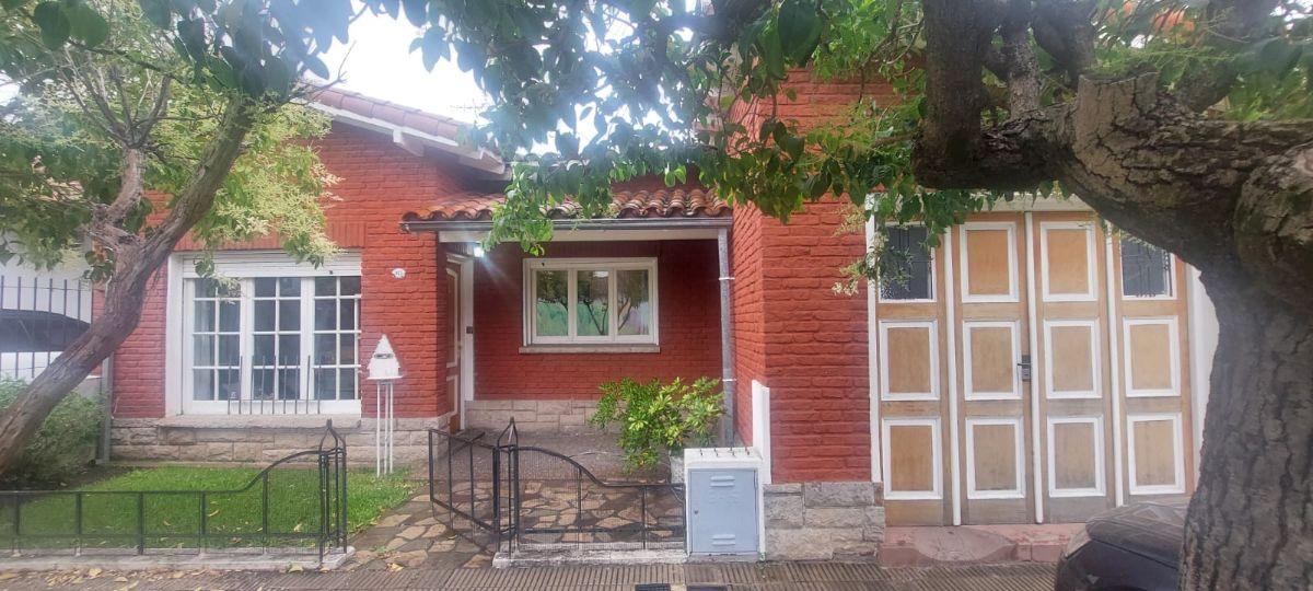 Chalet en Venta Barrio Marina, Villa Luzuriaga.