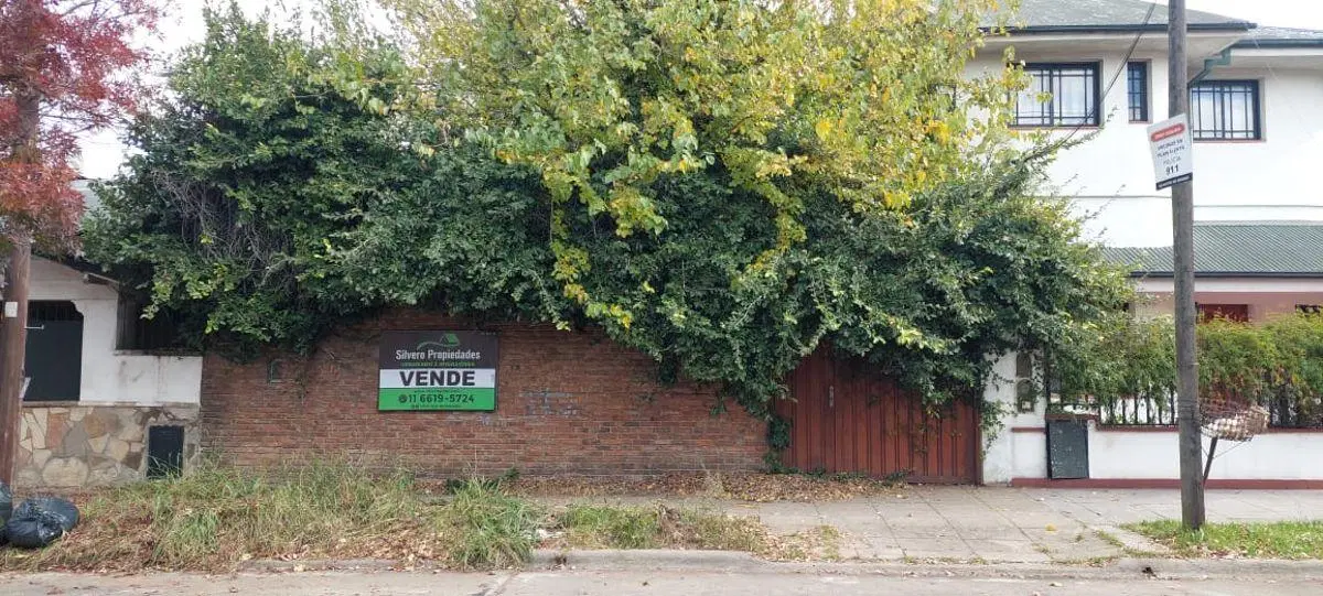 LOTE EN VENTA CASTELAR SUR 4